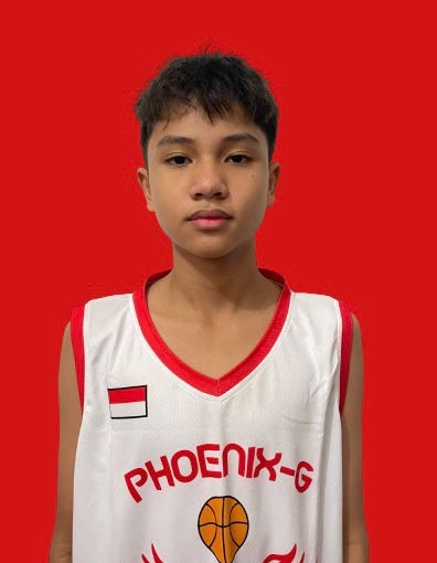 Erkak qizga erotik massaj qiladi.